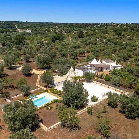 Trullo Ettore By *